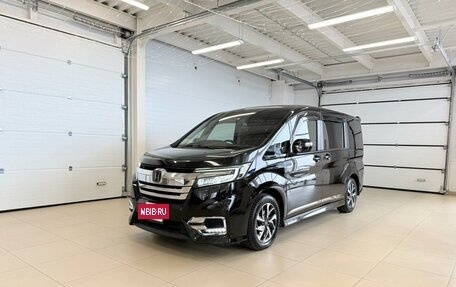 Honda Stepwgn IV, 2019 год, 2 349 000 рублей, 2 фотография