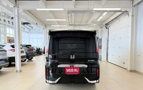 Honda Stepwgn IV, 2019 год, 2 349 000 рублей, 5 фотография