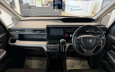 Honda Stepwgn IV, 2019 год, 2 349 000 рублей, 16 фотография