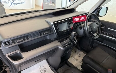 Honda Stepwgn IV, 2019 год, 2 349 000 рублей, 13 фотография