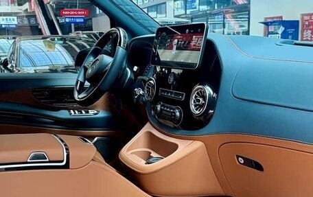 Mercedes-Benz Vito, 2022 год, 5 400 000 рублей, 8 фотография