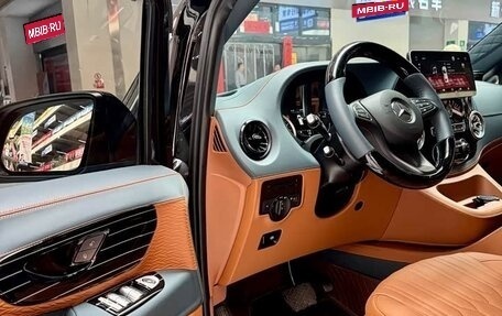 Mercedes-Benz Vito, 2022 год, 5 400 000 рублей, 7 фотография