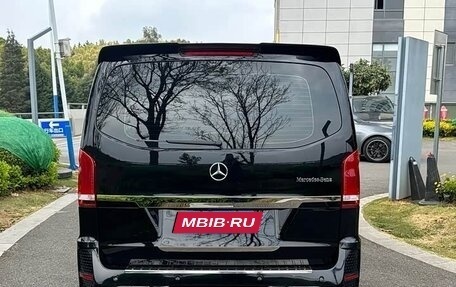 Mercedes-Benz Vito, 2022 год, 5 440 000 рублей, 5 фотография