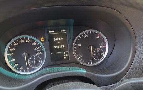 Mercedes-Benz Vito, 2017 год, 2 575 000 рублей, 15 фотография