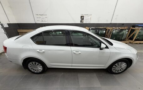 Skoda Octavia, 2018 год, 1 630 000 рублей, 4 фотография