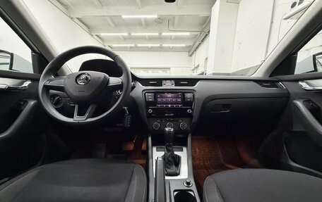 Skoda Octavia, 2018 год, 1 630 000 рублей, 21 фотография