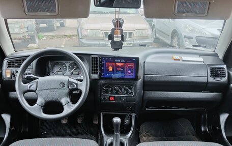 Volkswagen Golf III, 1994 год, 300 000 рублей, 9 фотография