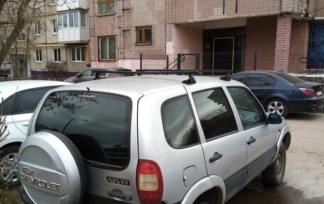 Chevrolet Niva I рестайлинг, 2004 год, 185 000 рублей, 8 фотография