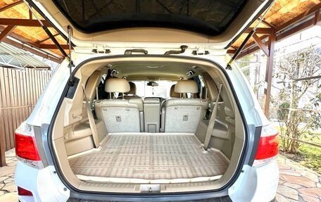 Toyota Highlander III, 2010 год, 2 250 000 рублей, 11 фотография