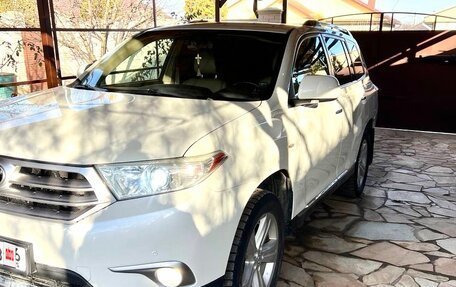 Toyota Highlander III, 2010 год, 2 250 000 рублей, 5 фотография