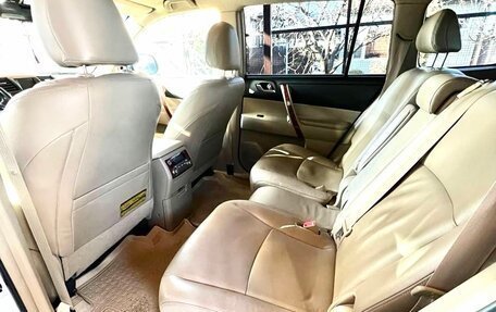 Toyota Highlander III, 2010 год, 2 250 000 рублей, 14 фотография