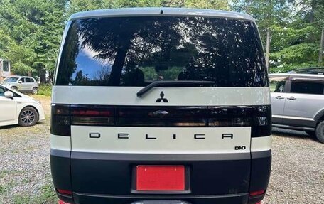 Mitsubishi Delica D:5 I, 2018 год, 2 150 000 рублей, 7 фотография