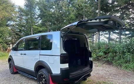 Mitsubishi Delica D:5 I, 2018 год, 2 150 000 рублей, 24 фотография