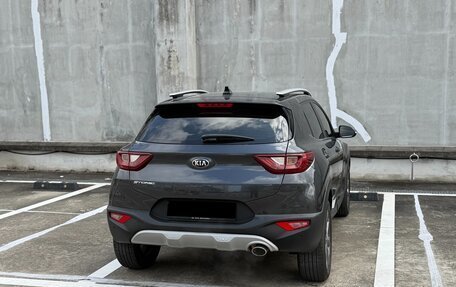 KIA Stonic, 2020 год, 1 284 000 рублей, 4 фотография