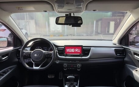 KIA Stonic, 2020 год, 1 284 000 рублей, 7 фотография