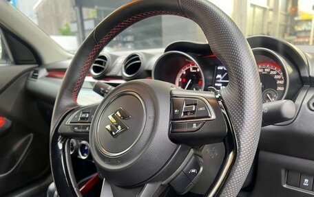 Suzuki Swift V, 2022 год, 1 062 000 рублей, 12 фотография