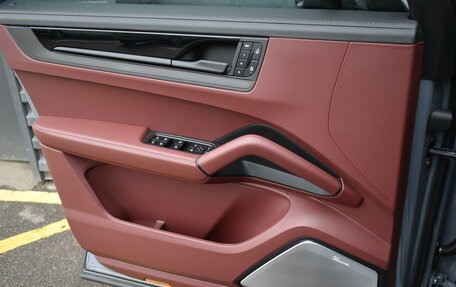 Porsche Cayenne III, 2026 год, 19 999 000 рублей, 36 фотография