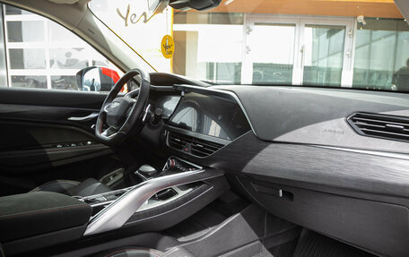 Geely Tugella FY11, 2021 год, 2 655 000 рублей, 21 фотография