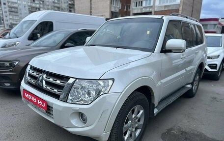 Mitsubishi Pajero IV, 2014 год, 2 289 000 рублей, 1 фотография