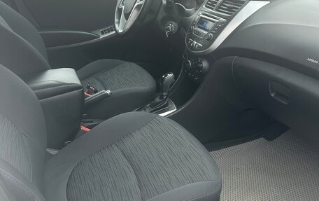 Hyundai Solaris II рестайлинг, 2015 год, 950 000 рублей, 7 фотография