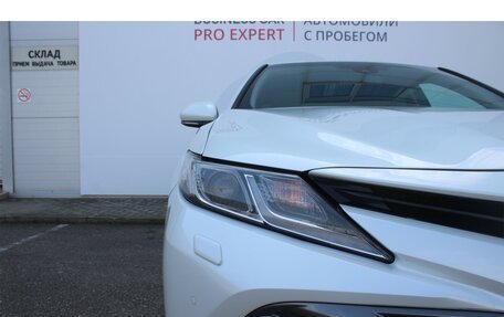 Toyota Camry, 2018 год, 2 470 000 рублей, 7 фотография