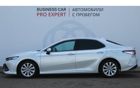 Toyota Camry, 2018 год, 2 470 000 рублей, 5 фотография