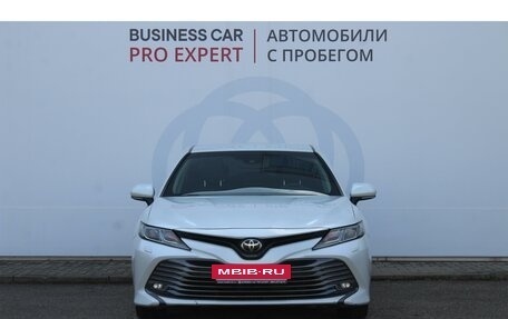 Toyota Camry, 2018 год, 2 470 000 рублей, 2 фотография
