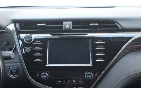 Toyota Camry, 2018 год, 2 470 000 рублей, 16 фотография