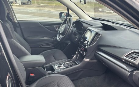 Subaru Forester, 2019 год, 3 000 000 рублей, 11 фотография