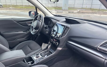 Subaru Forester, 2019 год, 3 000 000 рублей, 10 фотография