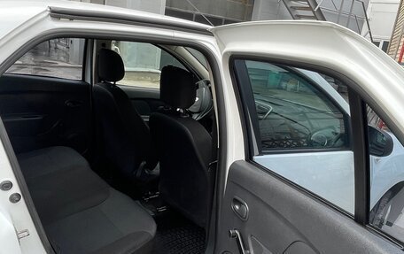 Renault Logan II, 2014 год, 550 000 рублей, 6 фотография