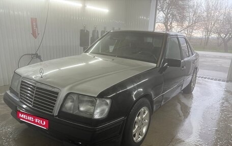 Mercedes-Benz E-Класс, 1995 год, 280 000 рублей, 2 фотография