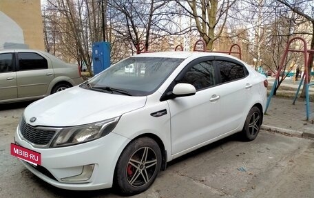 KIA Rio III рестайлинг, 2014 год, 700 000 рублей, 11 фотография