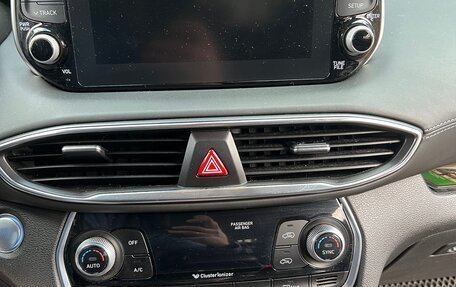 Hyundai Santa Fe IV, 2018 год, 2 890 000 рублей, 11 фотография