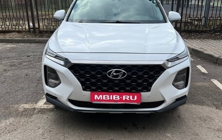 Hyundai Santa Fe IV, 2018 год, 2 890 000 рублей, 2 фотография