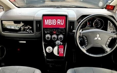 Mitsubishi Delica D:5 I, 2018 год, 2 155 000 рублей, 6 фотография