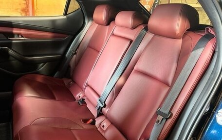 Mazda 3, 2020 год, 1 350 116 рублей, 32 фотография