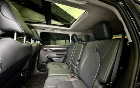 Toyota Highlander, 2026 год, 6 190 000 рублей, 9 фотография