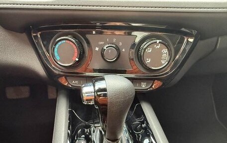 Honda Vezel, 2022 год, 1 550 007 рублей, 16 фотография