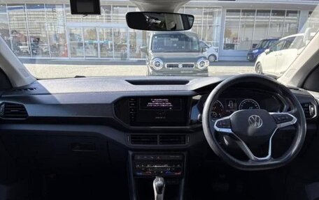 Volkswagen T-Cross I, 2022 год, 1 144 000 рублей, 7 фотография