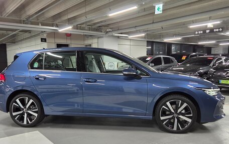 Volkswagen Golf VIII, 2025 год, 3 320 000 рублей, 6 фотография