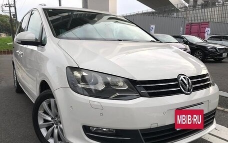 Volkswagen Sharan II, 2013 год, 880 000 рублей, 3 фотография