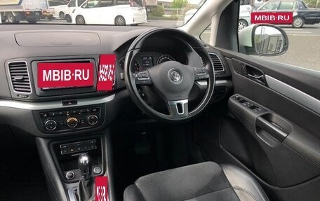 Volkswagen Sharan II, 2013 год, 880 000 рублей, 18 фотография