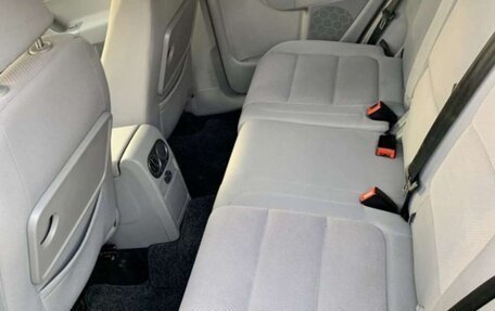 Volkswagen Golf Plus I, 2006 год, 650 000 рублей, 4 фотография