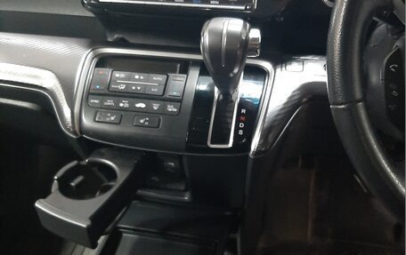 Honda Stepwgn IV, 2021 год, 2 790 000 рублей, 18 фотография