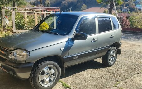 Chevrolet Niva I рестайлинг, 2020 год, 450 000 рублей, 2 фотография