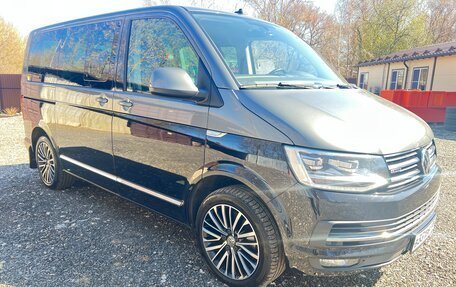 Volkswagen Multivan T6 рестайлинг, 2019 год, 4 950 000 рублей, 5 фотография
