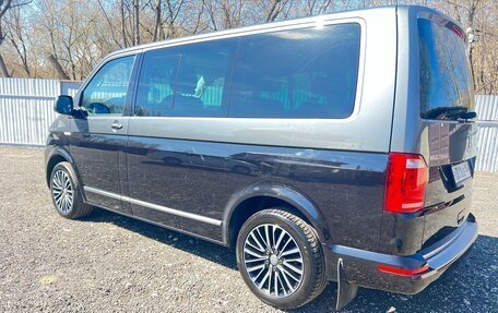 Volkswagen Multivan T6 рестайлинг, 2019 год, 4 950 000 рублей, 2 фотография