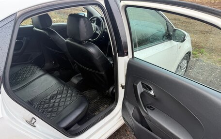 Volkswagen Polo VI (EU Market), 2013 год, 450 000 рублей, 12 фотография