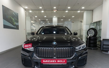 BMW 7 серия, 2021 год, 5 890 000 рублей, 2 фотография